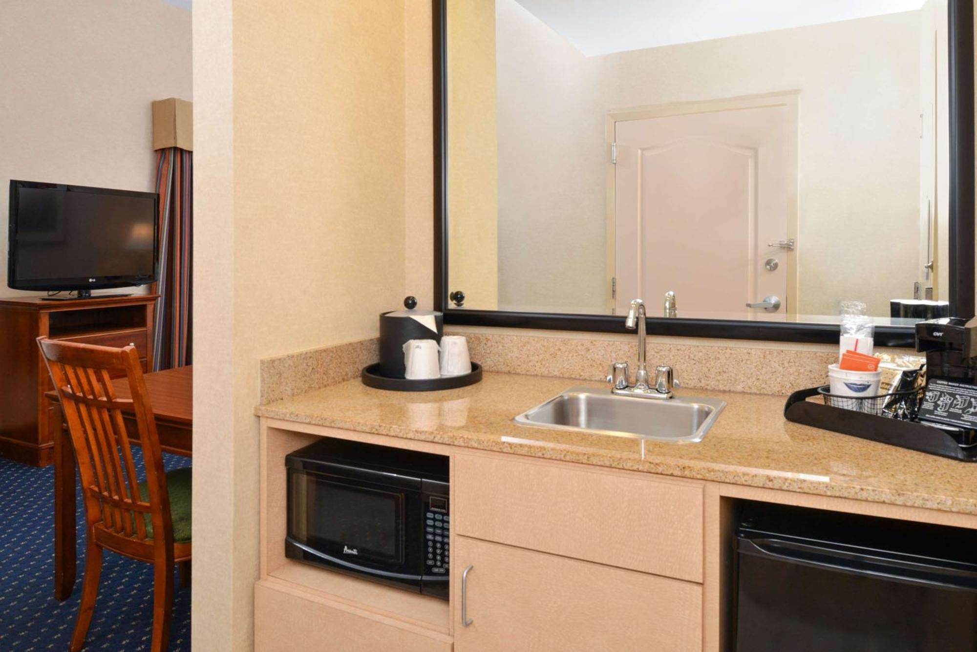 Hampton Inn And Suites Fredericksburg South Εξωτερικό φωτογραφία