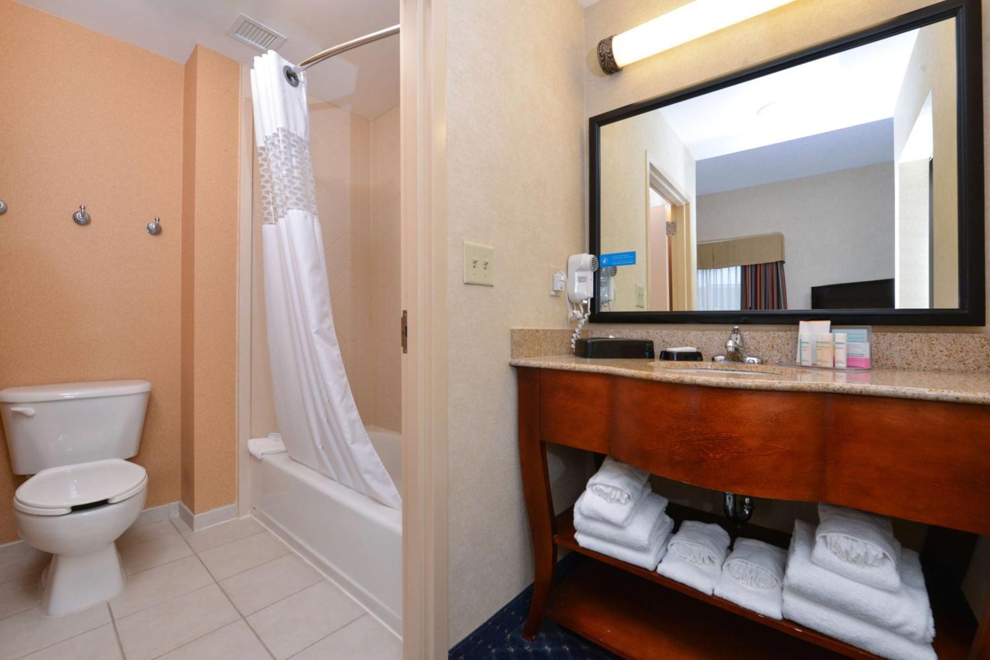 Hampton Inn And Suites Fredericksburg South Εξωτερικό φωτογραφία