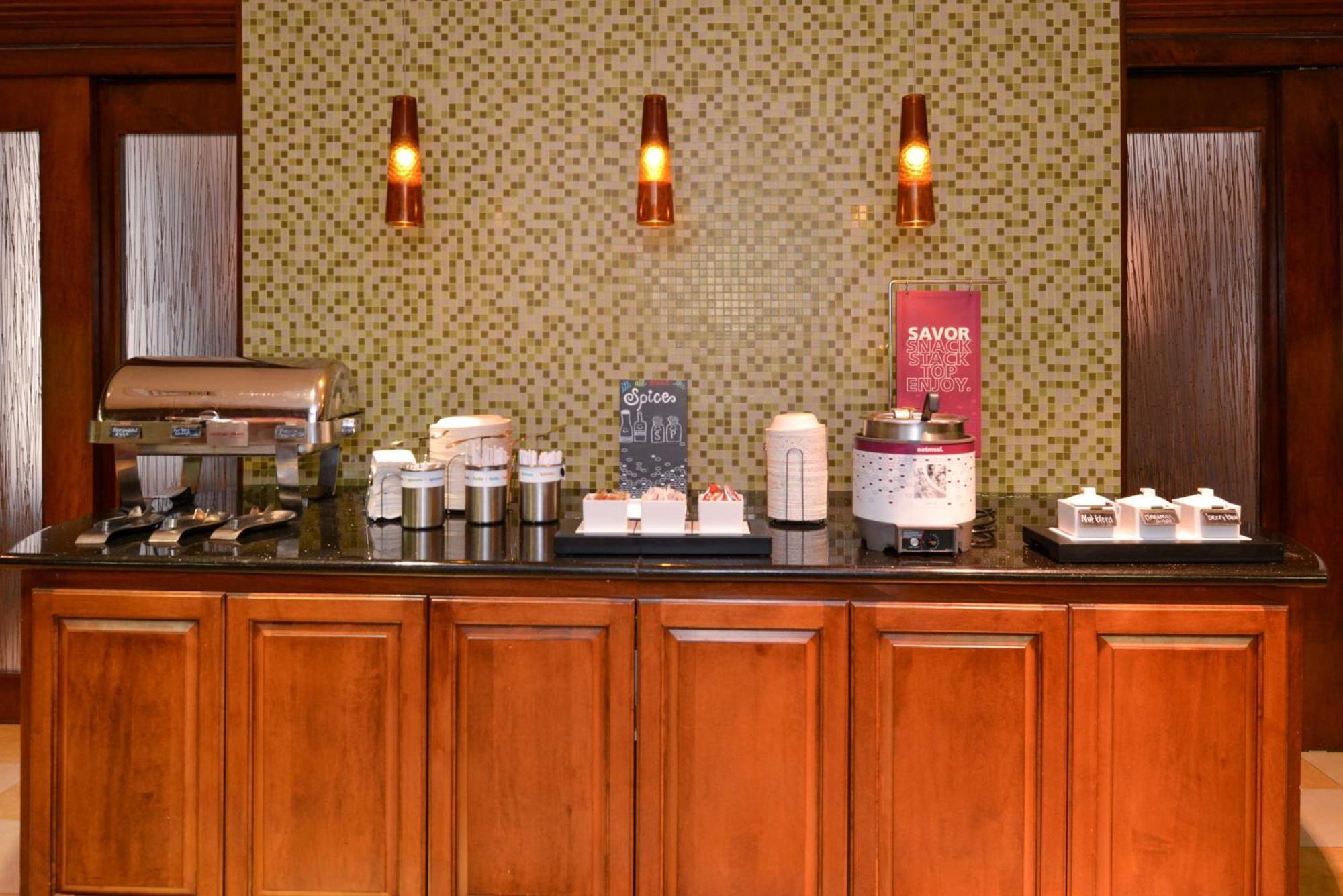 Hampton Inn And Suites Fredericksburg South Εξωτερικό φωτογραφία