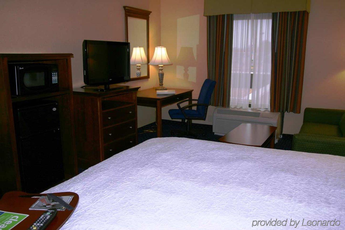 Hampton Inn And Suites Fredericksburg South Δωμάτιο φωτογραφία