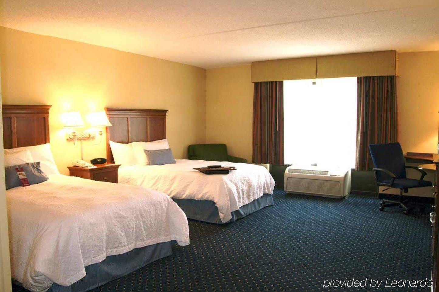 Hampton Inn And Suites Fredericksburg South Εξωτερικό φωτογραφία